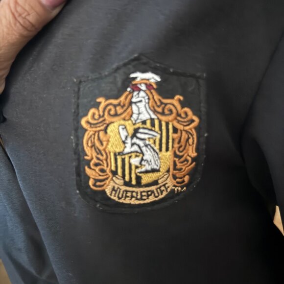 Harry Potter Hufflepuff Robe With Hood & Crest Size XS - Picture 3 of 9